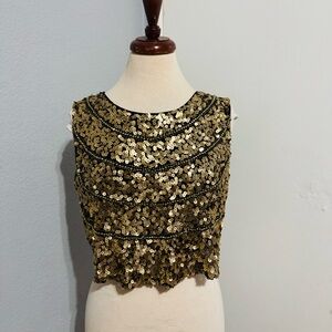 Hot & Delicious Gold Sequin Crop Party Sleeveless Line Party Top Sz M/L